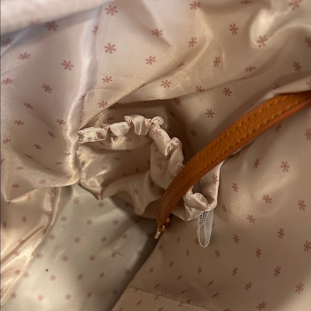 Erin Condren Cream and Tan Work bag - Picture 10 of 11